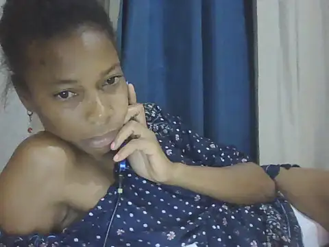 Snapshot of adele-33 chatting on 02/16/26, 01:24 adele-33 online show from 02/16/26, 01:24