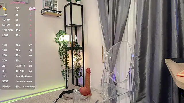 Lella Ryann  online show from 02/14/25, 07:12