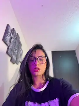 missycanoo online show from 12/03/25, 10:57