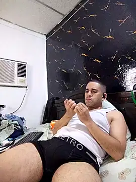 CRISTHIAN GREY01 online show from 04/20/26, 02:25