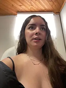 imlindapink online show from 01/24/25, 04:17