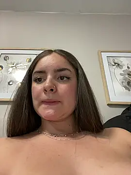 imlindapink online show from 01/24/25, 10:19