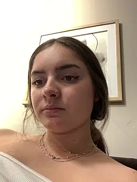 imlindapink online show from 02/21/25, 06:15