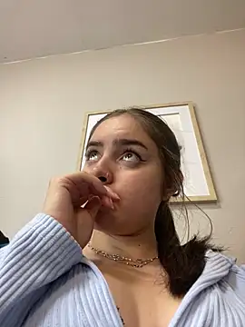 imlindapink online show from 02/25/25, 09:46