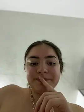 imlindapink online show from 03/04/25, 04:09