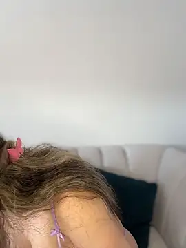 imlindapink online show from 11/26/25, 05:14