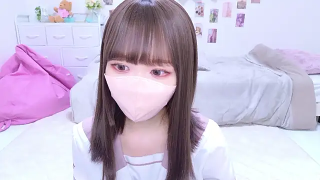 Snapshot of 328_mitsuha chatting on 09/23/25, 10:18 328 mitsuha online show from 09/23/25, 10:18