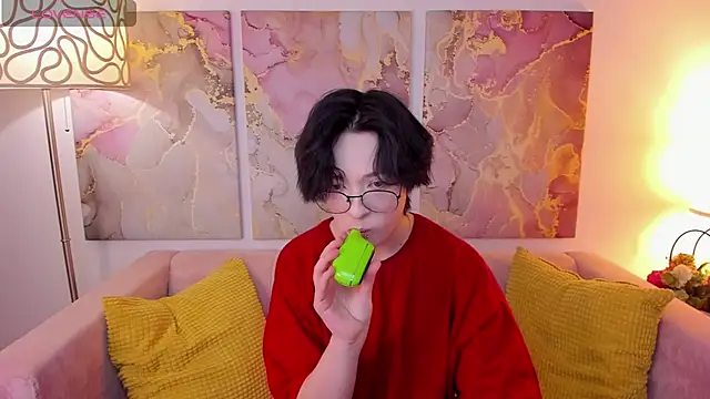 fiamoory online show from 02/08/25, 07:26