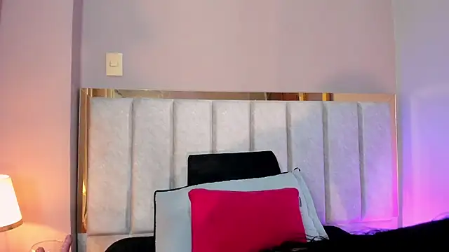 LaraGoldd online show from 01/09/26, 12:46