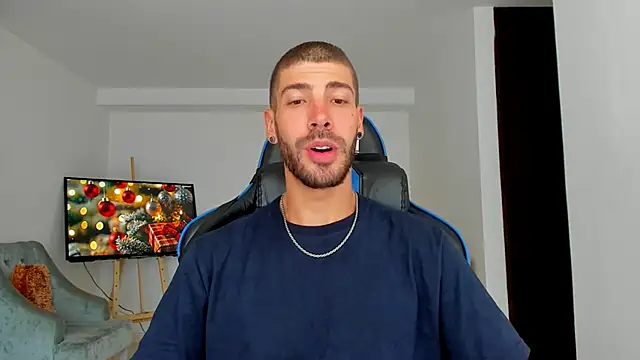 Guyinthemountain online show from 12/09/24, 04:47