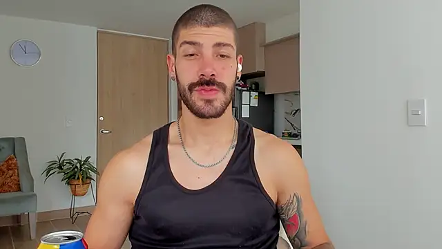 Guyinthemountain online show from 02/08/25, 06:22