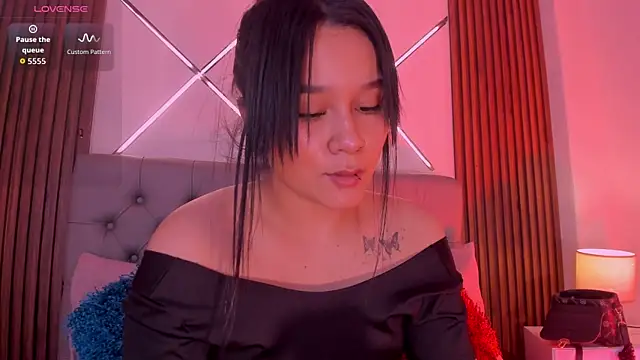 alisson sanders online show from 04/11/26, 01:37