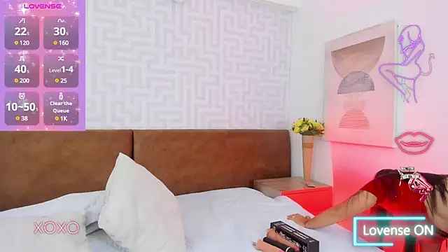 anany   online show from 03/04/25, 11:40