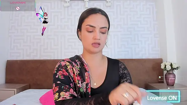 anany   online show from 10/08/25, 12:25