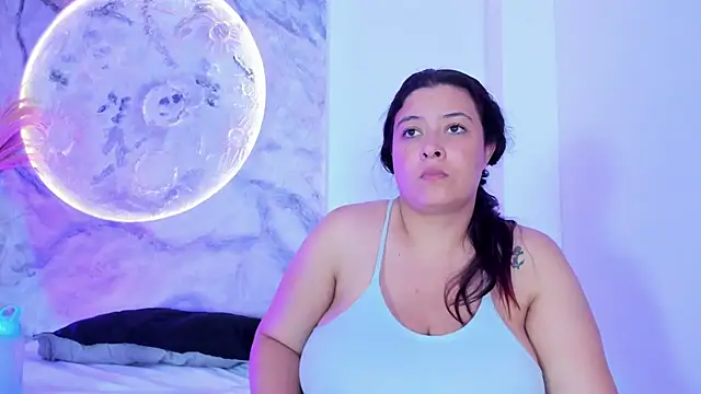 JulietaKane online show from 03/17/26, 05:22