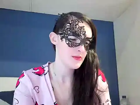 LexiSnowUK online show from 01/30/25, 08:21