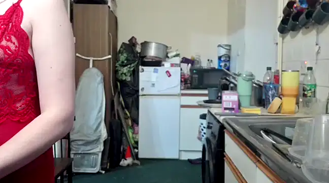 LexiSnowUK online show from 03/03/25, 05:39