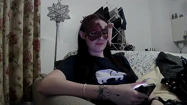 LexiSnowUK online show from 03/16/26, 10:03