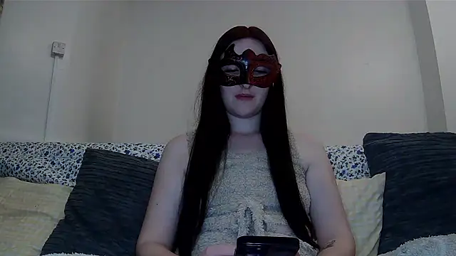 LexiSnowUK online show from 03/25/26, 08:26