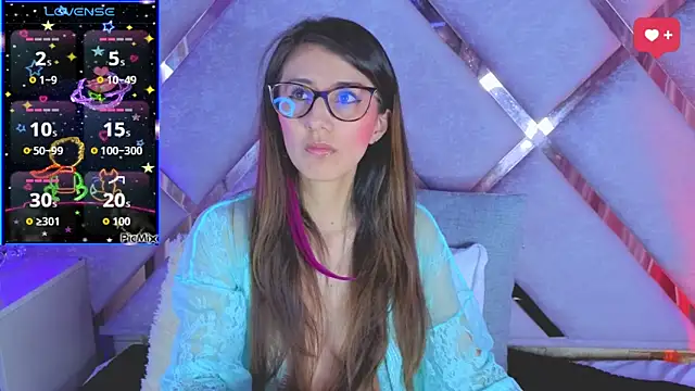  jade white  online show from 03/05/26, 01:51