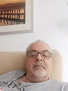 Satiro Sevilla online show from 03/22/25, 03:20