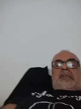 Snapshot of Satiro_Sevilla chatting on 04/30/26, 10:03 Satiro Sevilla online show from 04/30/26, 10:03