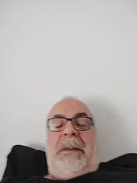 Snapshot of Satiro_Sevilla chatting on 05/01/26, 04:33 Satiro Sevilla online show from 05/01/26, 04:33