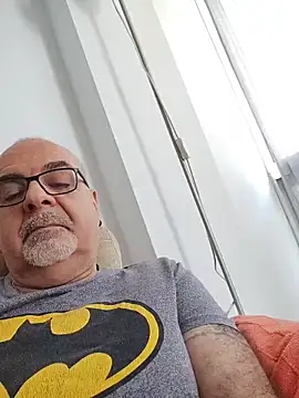 Snapshot of Satiro_Sevilla chatting on 05/06/26, 10:53 Satiro Sevilla online show from 05/06/26, 10:53