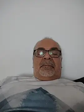 Snapshot of Satiro_Sevilla chatting on 06/03/26, 10:37 Satiro Sevilla online show from 06/03/26, 10:37