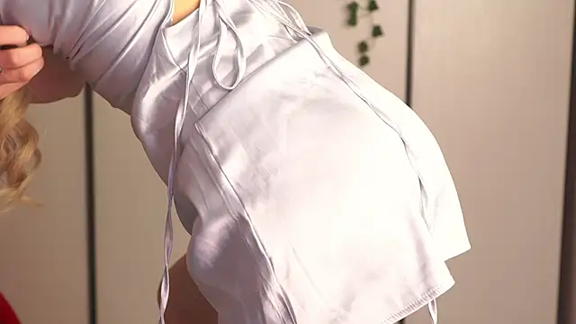 norakisses online show from 05/12/26, 08:22
