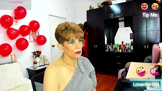 Angelina Stone 65 online show from 02/17/26, 07:53