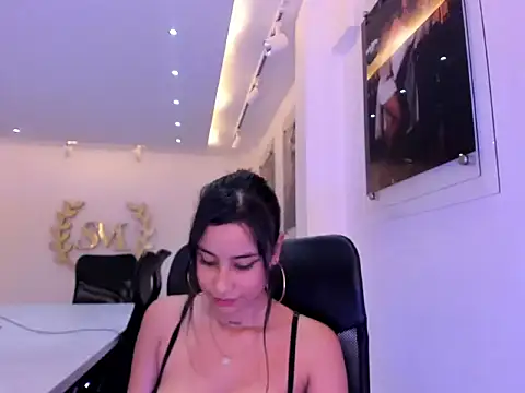 NairobiLee online show from 02/08/25, 05:50