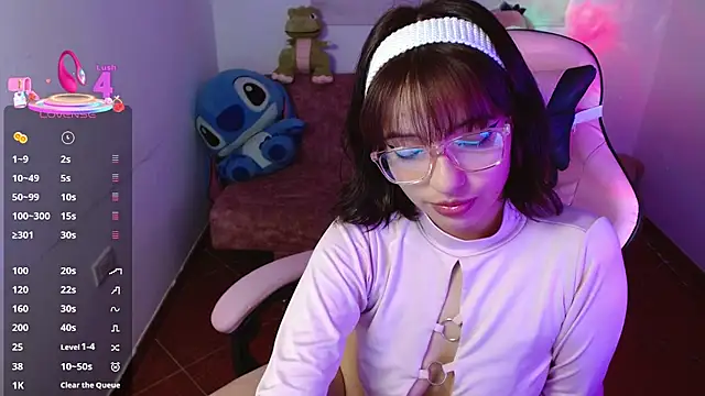 Snapshot of evie_cloud chatting on 02/28/25, 01:37 evie cloud online show from 02/28/25, 01:37