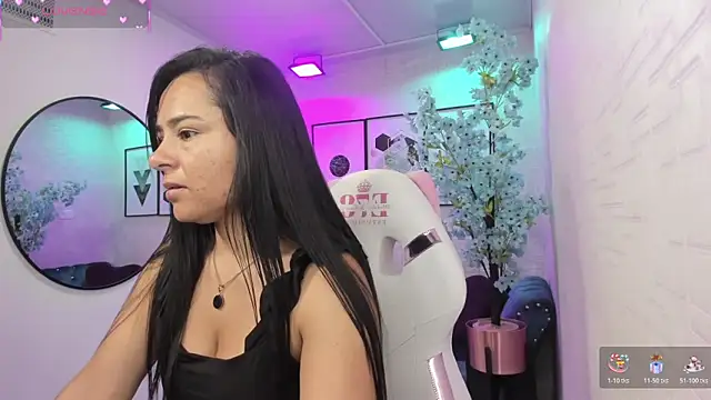 Tiara rr online show from 03/06/26, 03:36