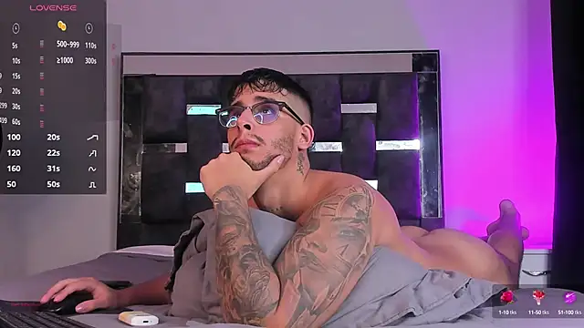 iamcamiloo  online show from 02/23/25, 01:35