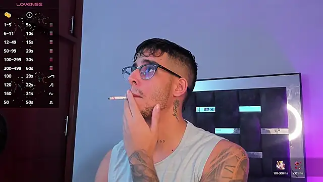 iamcamiloo  online show from 03/04/25, 01:34