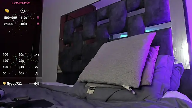 iamcamiloo  online show from 03/21/25, 05:11