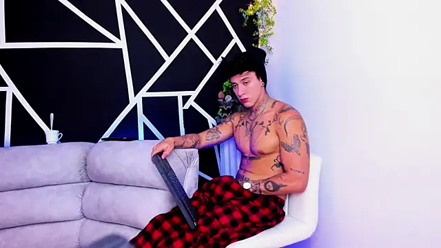 Snapshot of JUSTIN_FULLER1 chatting on 02/13/25, 11:15 JUSTIN FULLER1 online show from 02/13/25, 11:15