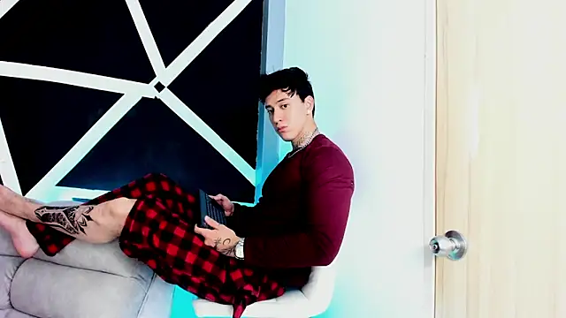 Snapshot of JUSTIN_FULLER1 chatting on 09/22/25, 06:43 JUSTIN FULLER1 online show from 09/22/25, 06:43