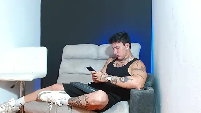 JUSTIN FULLER1 online show from 02/25/26, 11:14