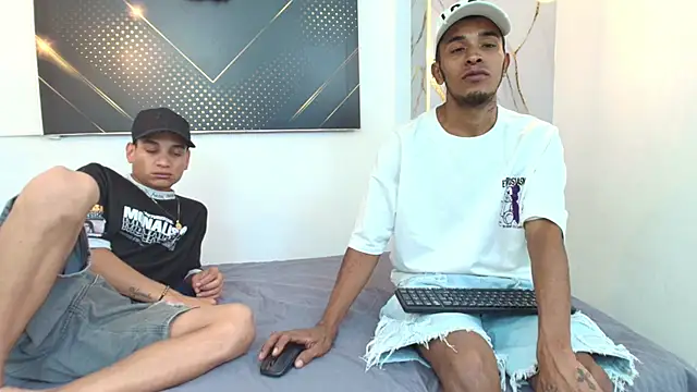 JordanAndAndrew online show from 10/04/25, 08:18