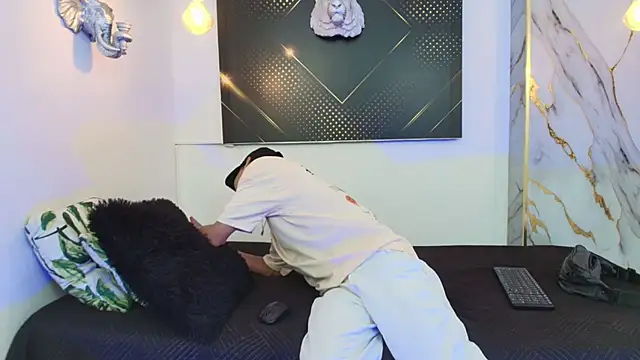 JordanAndAndrew online show from 10/29/25, 08:43