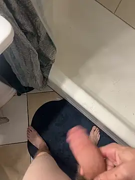 Snapshot of daddyjake101 chatting on 09/24/25, 02:31 daddyjake101 online show from 09/24/25, 02:31