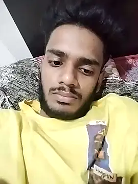 Snapshot of PRASADREDDY_HYD chatting on 01/03/25, 12:00 PRASADREDDY HYD online show from 01/03/25, 12:00