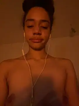 Snapshot of redbonejada chatting on 12/09/24, 08:22 redbonejada online show from 12/09/24, 08:22