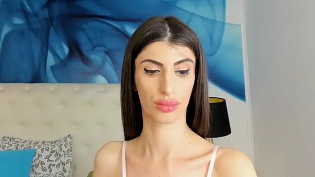 SkinnyDolly online show from 01/20/25, 03:04