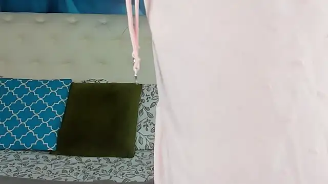 SkinnyDolly online show from 03/12/25, 09:03