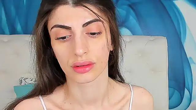 SkinnyDolly online show from 05/03/26, 02:39