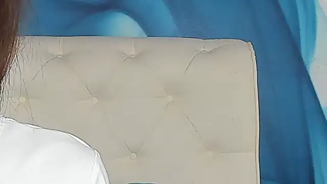 SkinnyDolly online show from 05/10/26, 03:01