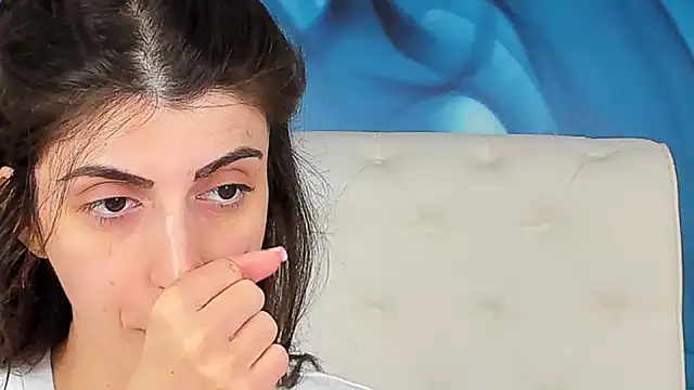 SkinnyDolly online show from 05/29/26, 02:42